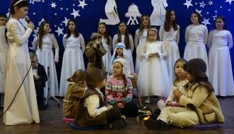 Jasełka w wykonaniu przedszkolaków i uczniów SP w Brzustowcu