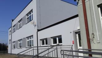 Obiekt dobudowany do budynku szkolnego w Idzikowicach