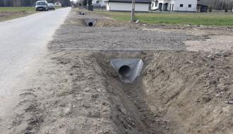 Wyremontowany rów przy drodze gminnej w Trzebinie