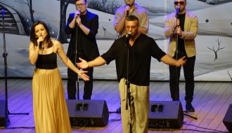 Na scenie pięcioro wokalistów Sound’n’Grace