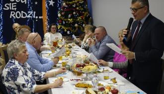 Wspólne kolędowanie z Burmistrzem Drzewicy Januszem Reszelewskim