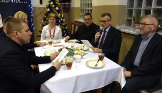 Wspólne kolędowanie z Burmistrzem Drzewicy Januszem Reszelewskim