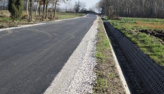 Wyremontowana droga gminna w Trzebinie