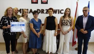 Wspólne zdjęcie z reprezentacją SP w Brzustowcu