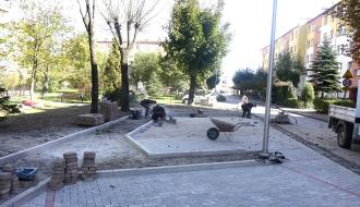  Prace przy rozbudowie parkingu na osiedlu Mieszka I-ego w Drzewicy