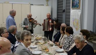 Występ artystyczny w wykonaniu Tomasza Gapysa i Stanisława Wolskiego