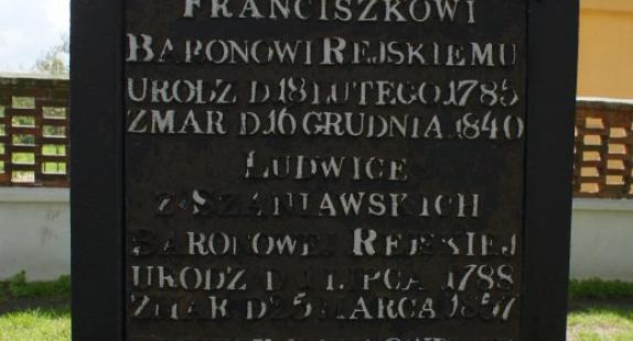 pomnik ku pamięci barona Franciszka Xawerego Reyskiego